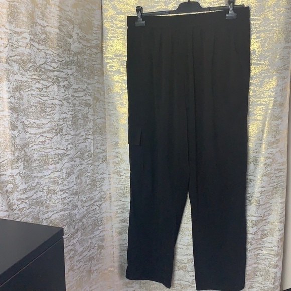 VINTAGE🧚♀️TAHARI Black High Waisted Cargo Flare/Wild Leg Pants/Trousers - Picture 2 of 15